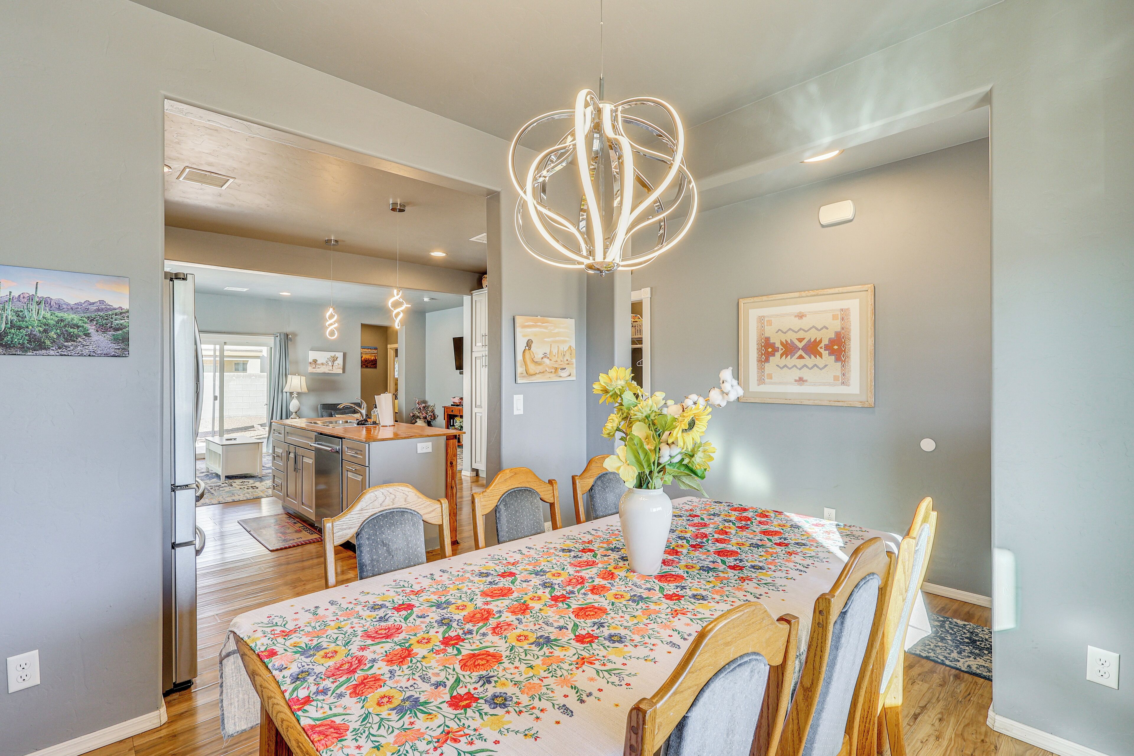 House (3 Bedrooms) | Interior