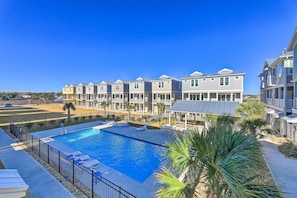 Apartment (3 Bedrooms) | Interior - Gorgeous Emerald Isle Getaway: Walk to Beach! (Emerald Isle)