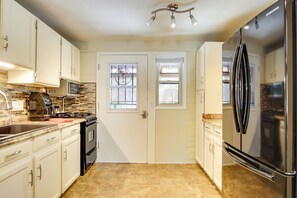 Villa (2 Bedrooms) | Interior - Green Valley Vacation Rental w/ Community Pools! (Green Valley)