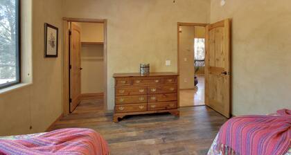 Covered Deck: Cozy Show Low Villa in Torreon!