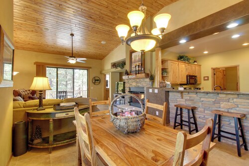 Covered Deck: Cozy Show Low Villa in Torreon!