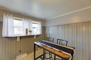 House (4 Bedrooms) | Interior - 4-bedroom Cincinnati Vacation Rental! (Cincinnati)