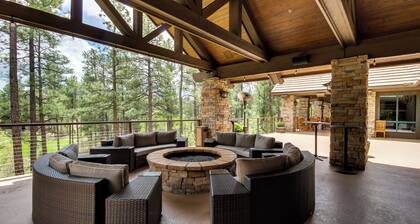 Fireside Comfort & Family Fun: Wooded Show Low Gem