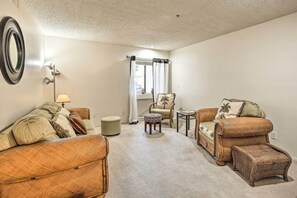 Interior - Scottsdale Condo w/ Pool & Hot Tub Access! (Scottsdale)