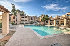 Front of property - Scottsdale Condo w/ Pool & Hot Tub Access! (Scottsdale)