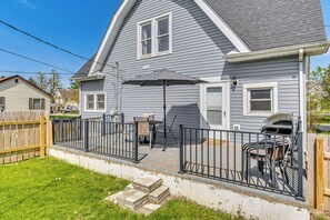 House (4 Bedrooms) | Interior