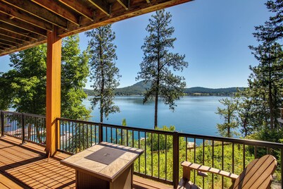 Loon Lake Waterfront Retreat: 2 Decks & Dock!