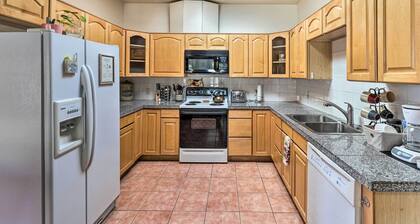 Eloy Desert Oasis w/ Courtyard & Pool Access!