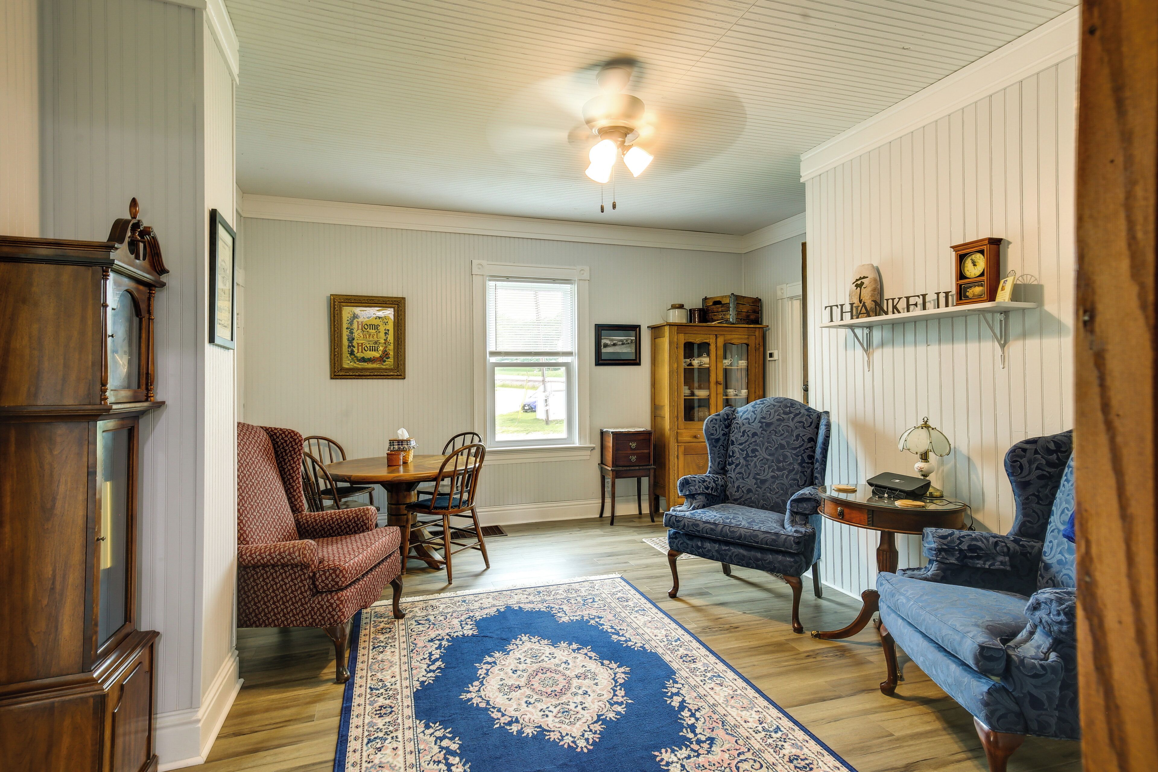 House (3 Bedrooms) | Interior