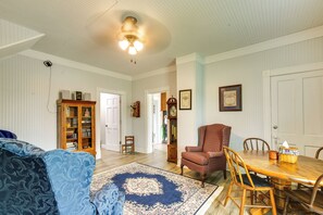 Talo (3 Bedrooms) | Sisätilat