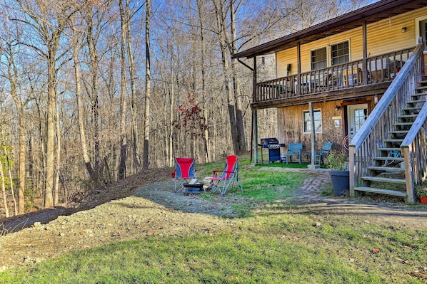 Apartment (1 Bedroom) | Interior - Charming Beacon Apt w/ Fire Pit: Near Hiking! (Beacon)