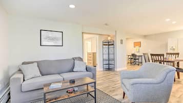 Apartment (1 Bedroom) | Interior