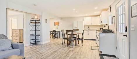 Apartment (1 Bedroom) | Interior