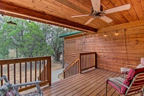 Interior - Fire Pit, Fenced Yard: Overgaard Cabin Near Hiking (Overgaard)