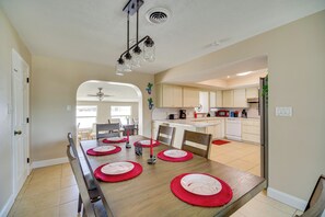 Maison (5 Bedrooms) | Intérieur
