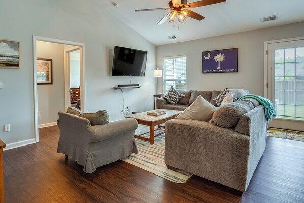 House (3 Bedrooms) | Front of property - Johns Island Vacation Rental: 11 Mi to Charleston! (Johns Island)