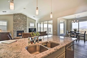 House (2 Bedrooms) | Private kitchen - Prescott Property w/ Amazing Panoramic Views! (Prescott Valley)