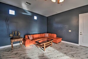 House (4 Bedrooms) | Interior - Luxe Phoenix Home: Desert Butte View & Heated Pool (Phoenix)