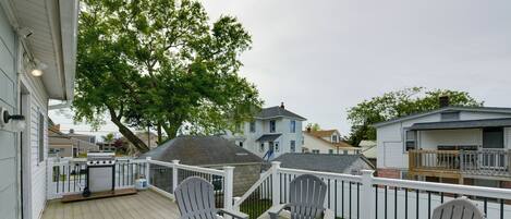 House (5 Bedrooms) | Interior