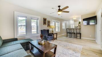 House (2 Bedrooms) | Front of property