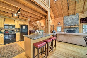 House (3 Bedrooms) | Interior - Walk to Golfing: Grand Maggie Valley Cabin! (Maggie Valley)
