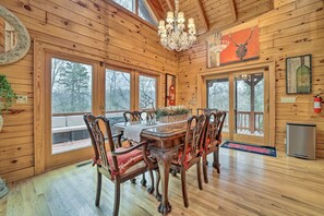 House (3 Bedrooms) | Interior - Walk to Golfing: Grand Maggie Valley Cabin! (Maggie Valley)