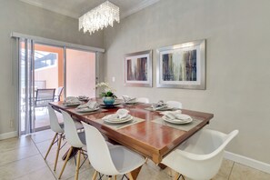 Interior - Modern Kissimmee Townhome w/ Fenced Pool & Patio! (Kissimmee)