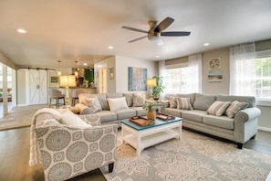 House (3 Bedrooms) | Front of property