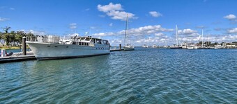 Cozy Cape Charles Apartment: Walk to Beaches!