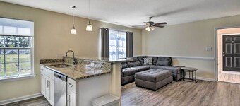 Cozy Cape Charles Apartment: Walk to Beaches!