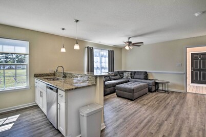 Cozy Cape Charles Apartment: Walk to Beaches!