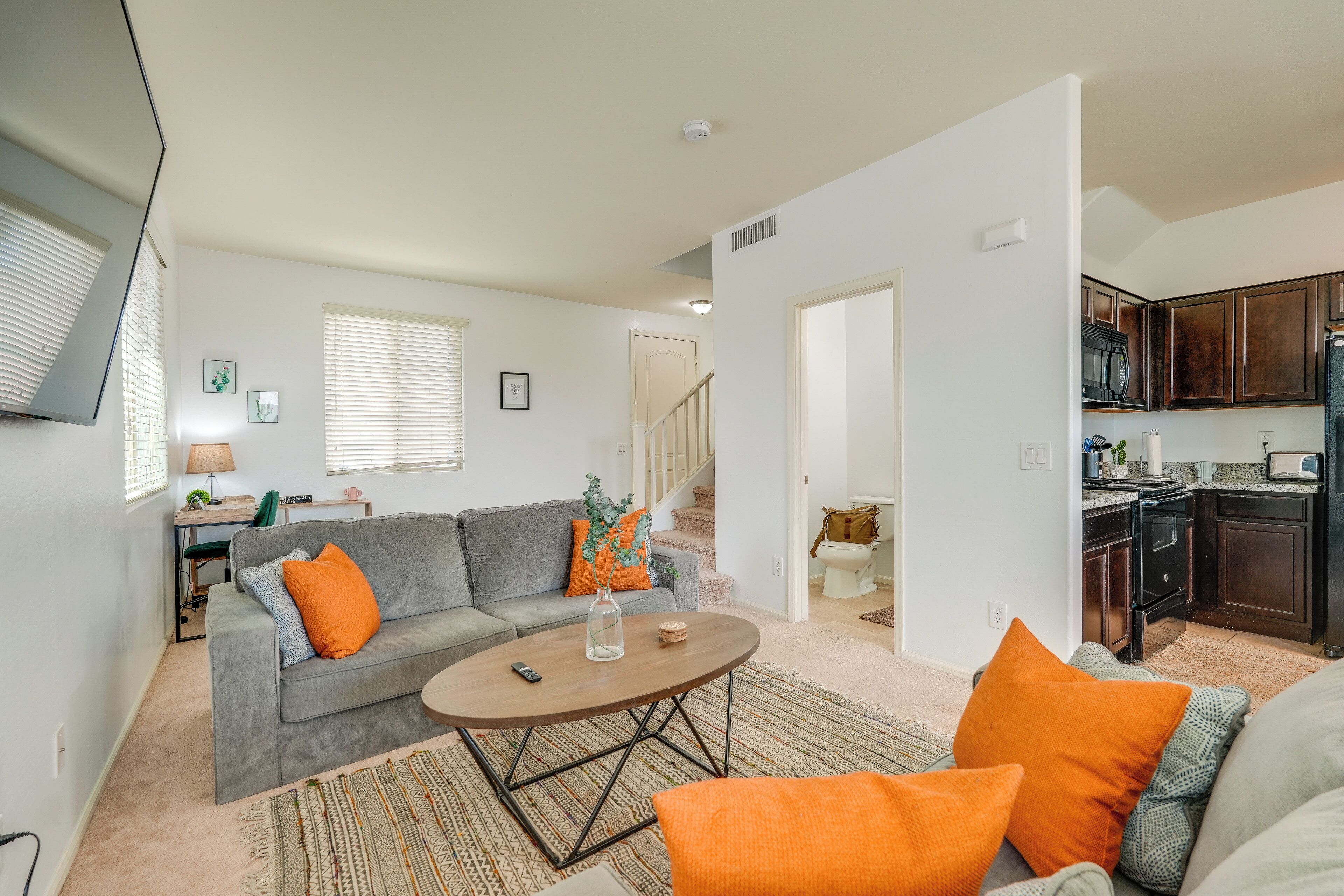 House (3 Bedrooms) | Interior