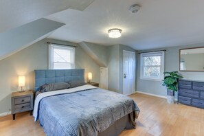 4 bedrooms, bed sheets