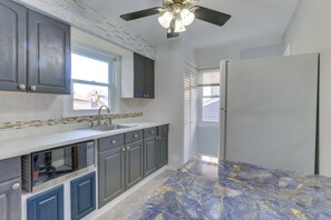 House (4 Bedrooms) | Interior - ~ 20 Mi to Manhattan: Quaint Clifton Home! (Clifton)