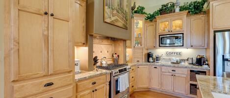 Nhà (3 Bedrooms) | Nội thất