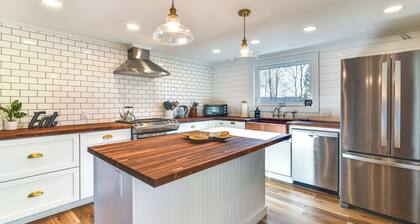 Quiet Waterfront Home: Ideal Maine Escape!