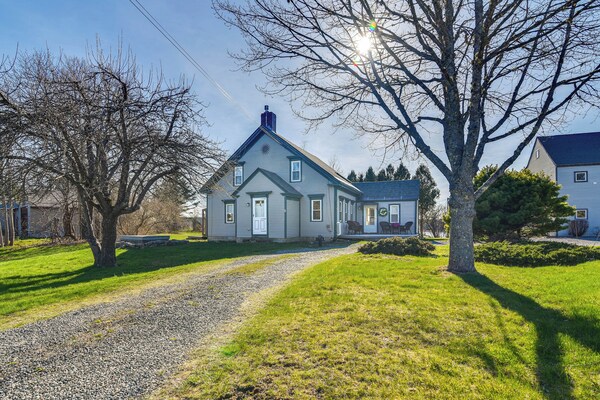 Quiet Waterfront Home: Ideal Maine Escape! - Bar Harbor, ME