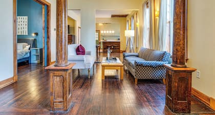 Cozy Indianapolis Vacation Rental w/ Micro Farm!