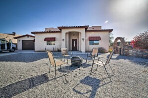 House (2 Bedrooms) | Interior - Yuma Foothills Rental: Near 3 Golf Courses! (Yuma)