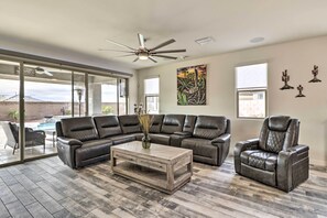 House (3 Bedrooms) | Interior