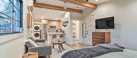 Apartment (0 Bedroom) | Interior