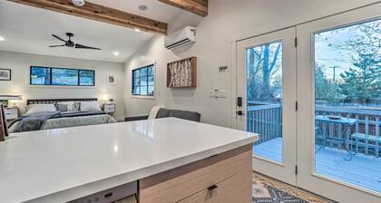 Cozy Flagstaff Studio w/ Patio - Near Dtwn!