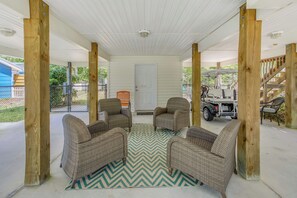 House (2 Bedrooms) | Interior - Charming Oak Island Home 1 Mi to Beach! (Oak Island)