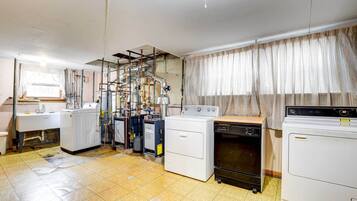 Apartment (3 Bedrooms) | Interior