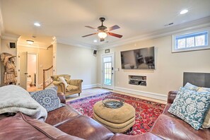 Apartment (0 Bedroom) | Interior