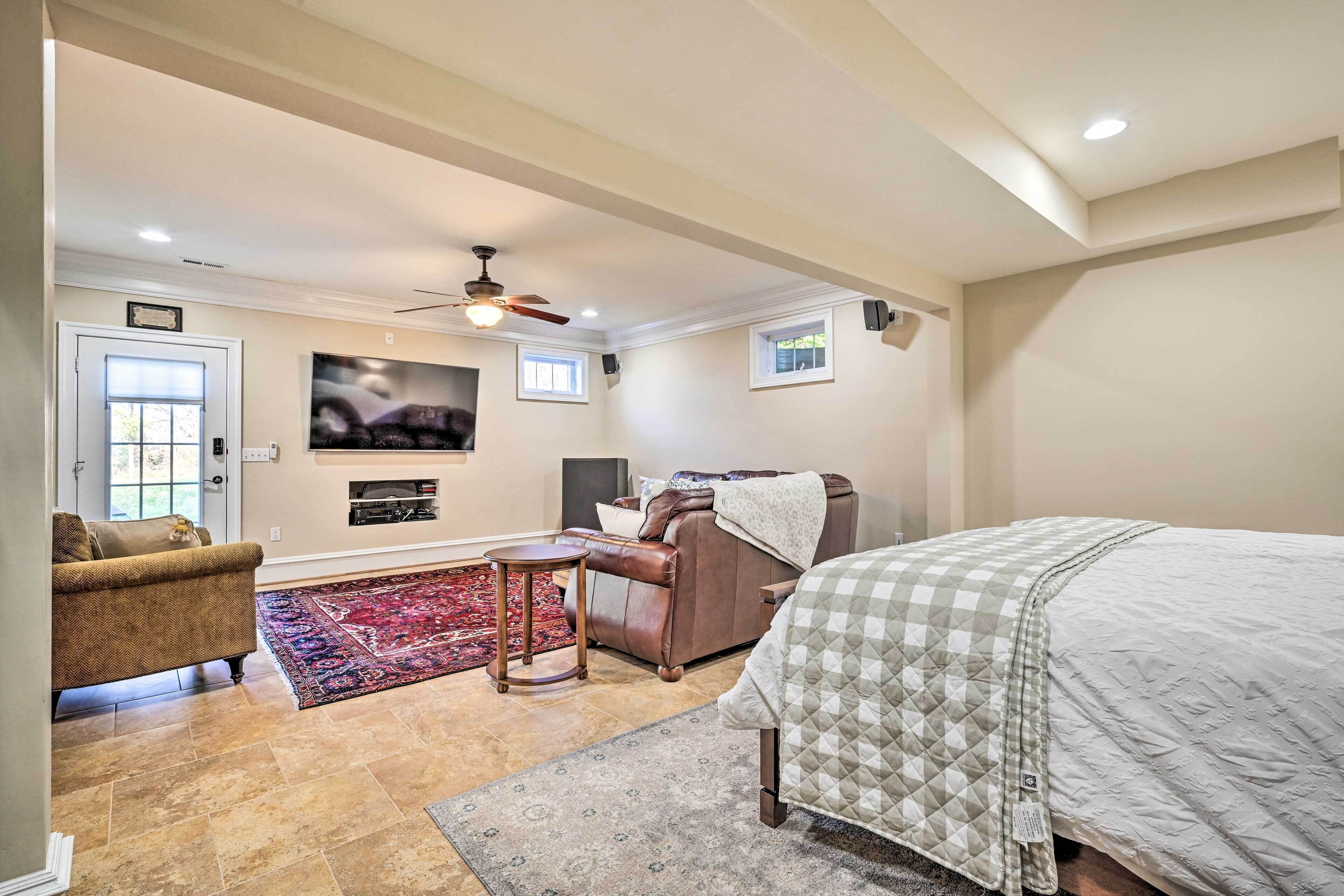 Apartment (0 Bedroom) | Interior