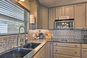 Casa (2 Bedrooms) | Interior