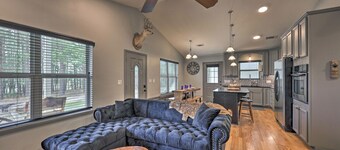 Hogden Home Near the Black Fork River & Trails!