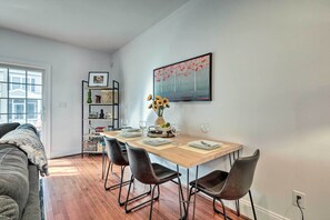 อพาร์ทเมนท์ (3 Bedrooms) | ภายใน
