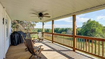 Rumah (2 Bedrooms) | Interior